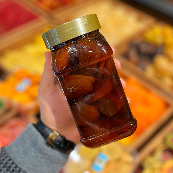 مربا قیسی با مغز گردو