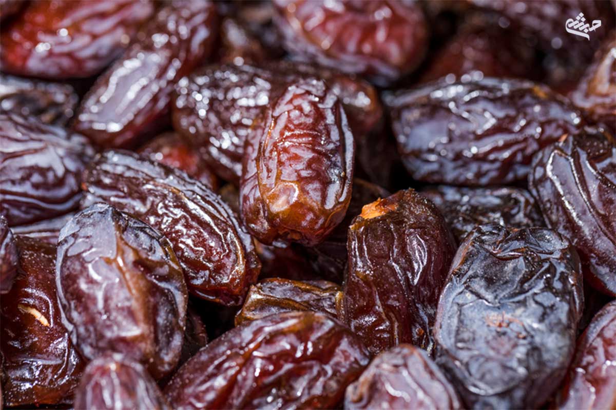 خرما مجول با طبع گرم 